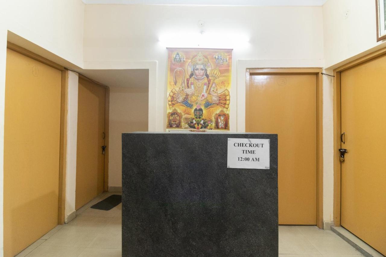 Spot On Negi Home Stay Dehradun Bagian luar foto